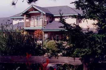 Hotel Cambria Pines Lodge