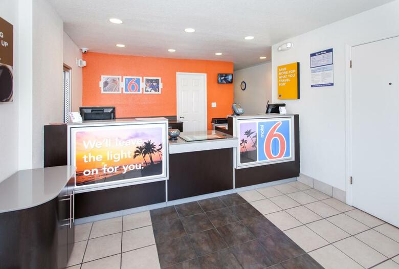Hotel Motel 6-rosemead, Ca - Los Angeles