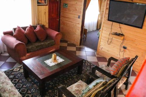 Hostal Caba�as Los Tilos