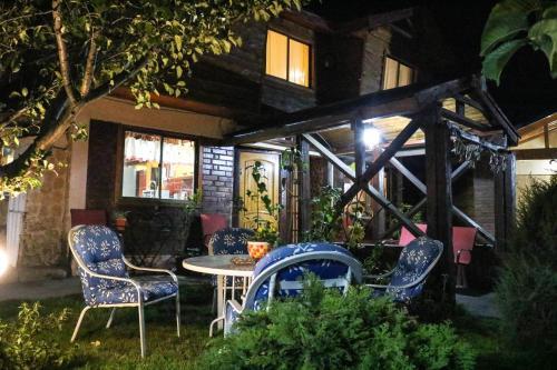 Hostal Caba�as Los Tilos