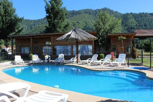 Hostal Caba�as Los Tilos