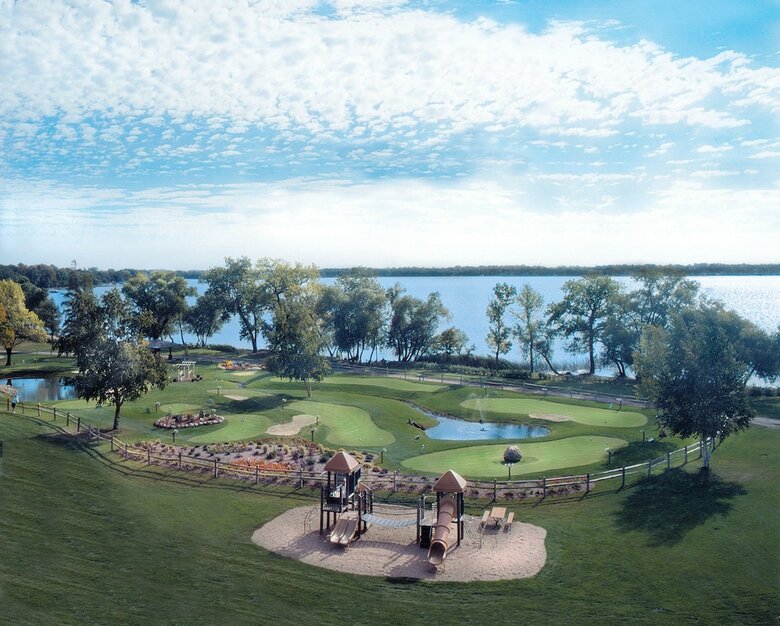 Hotel Arrowwood Resort And Conference Center
