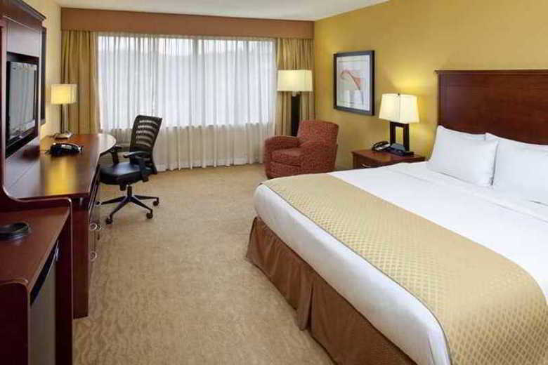 Doubletree Hotel Fayetteville