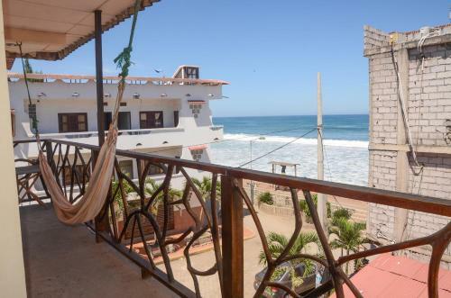 Albergue Arrecife Monta�ita Hostal