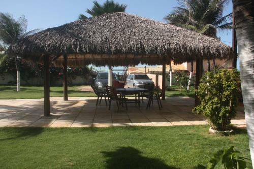 Hostal Pousada Canoa Beach