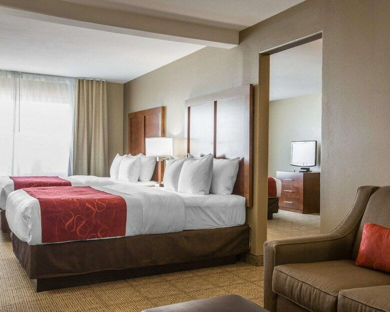 Hotel Comfort Suites