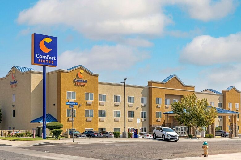 Hotel Comfort Suites