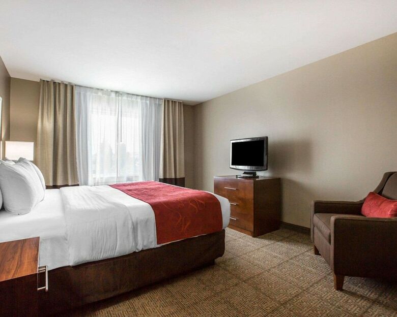 Hotel Comfort Suites