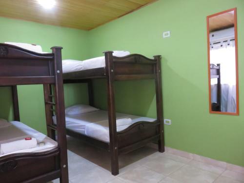 Bed & Breakfast Magic House