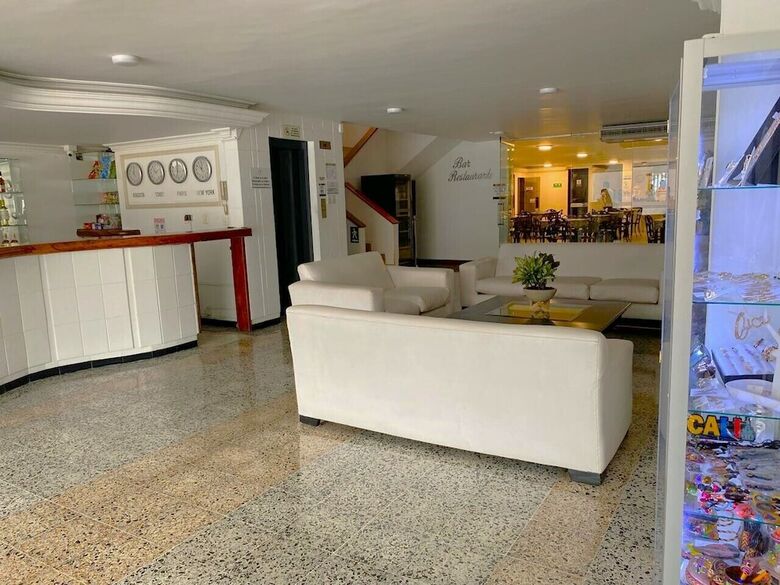 Hotel Granada Real