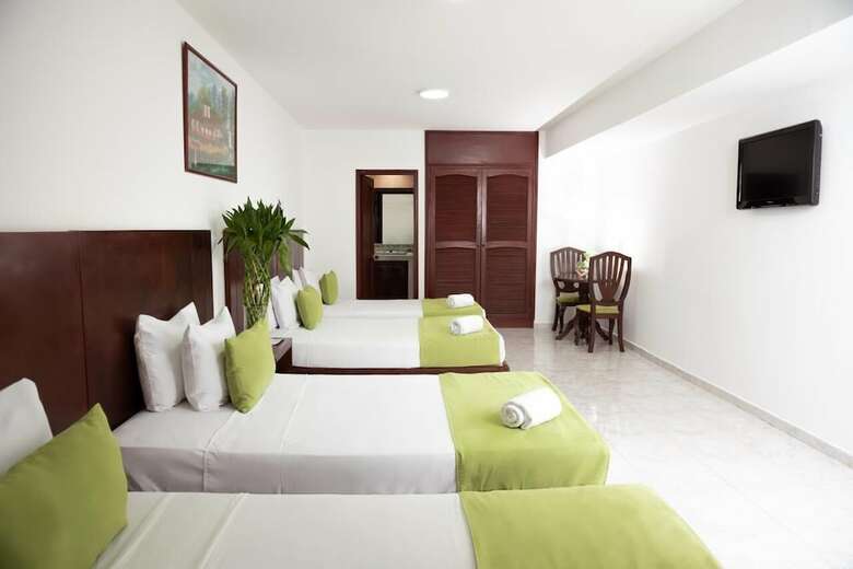 Hotel Granada Real
