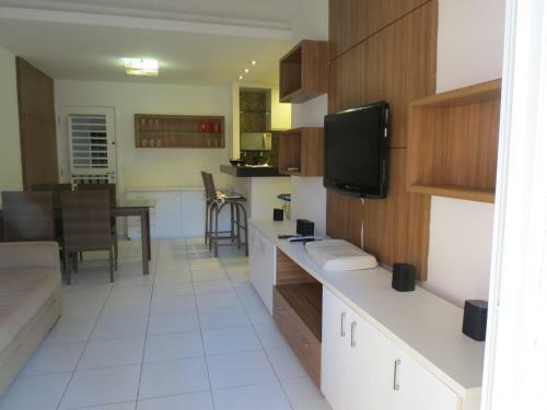 Apartamento Conforto E Lazer No Mediterran�e Residence E Beach Living