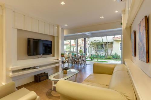 Villas Jurer� Residences