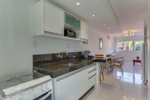 Villas Jurer� Residences
