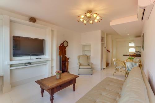 Villas Jurer� Residences