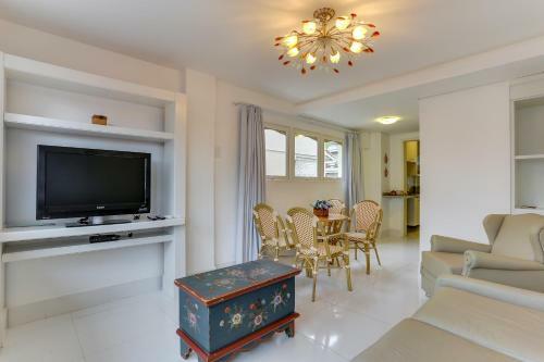 Villas Jurer� Residences