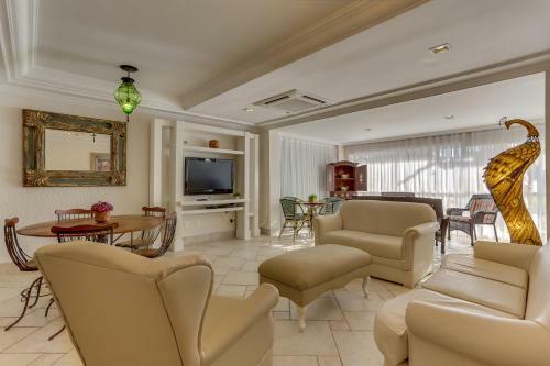 Villas Jurer� Residences