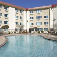 Hotel Super 8 Austin North