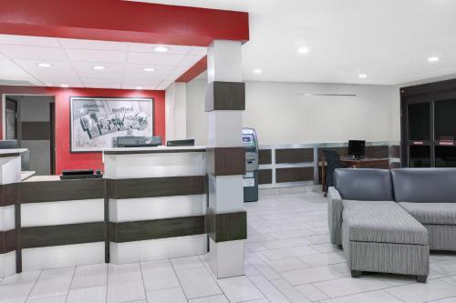 Hotel Super 8 Bedford