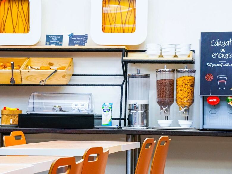 Hotel Ibis Budget Girona Costa Brava