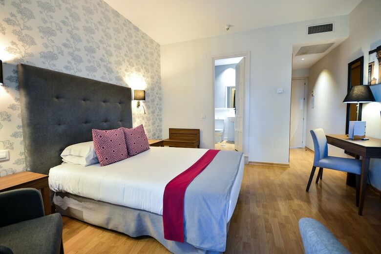 Hotel Oromana