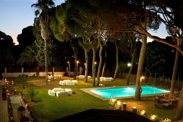 Hotel Oromana