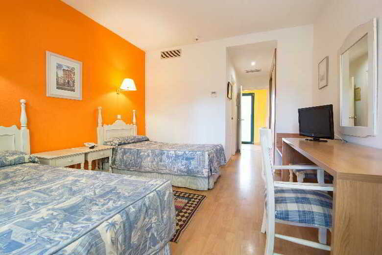 Hotel Oromana