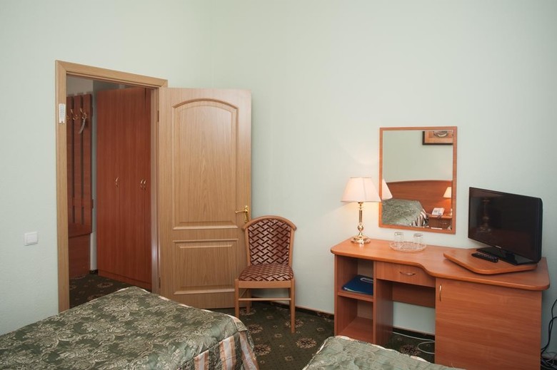 Tourist Hotel