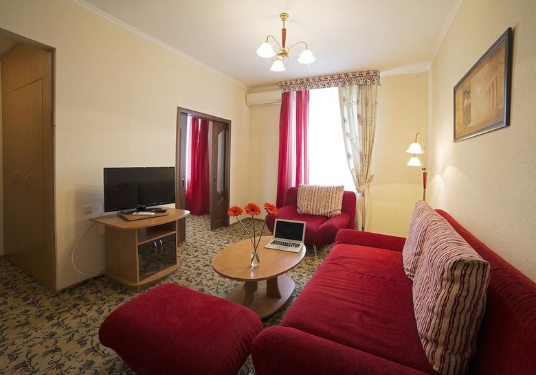 Tourist Hotel