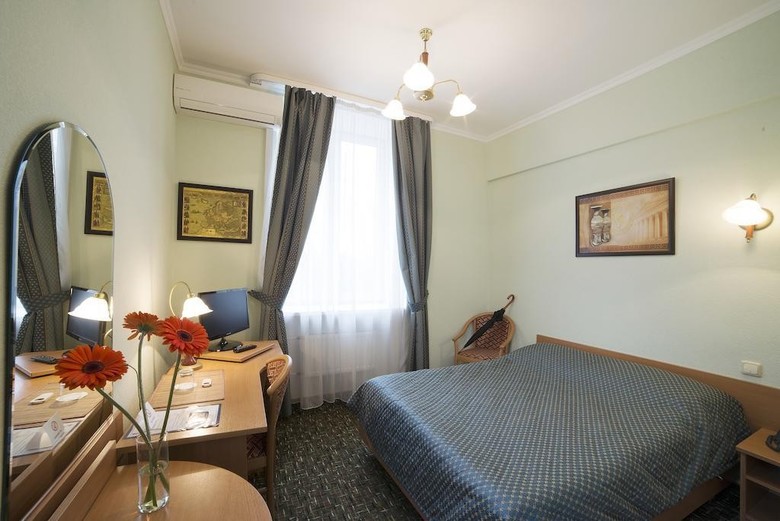 Tourist Hotel