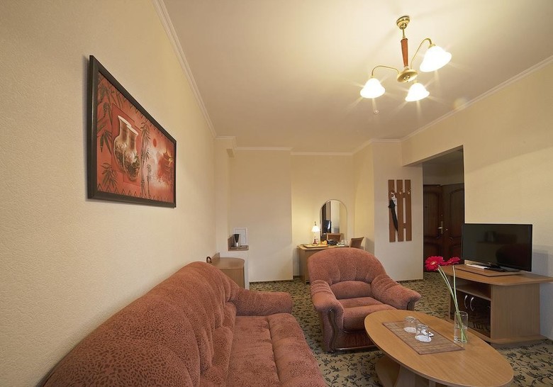 Tourist Hotel