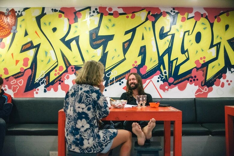 Hostal Art Factory San Telmo