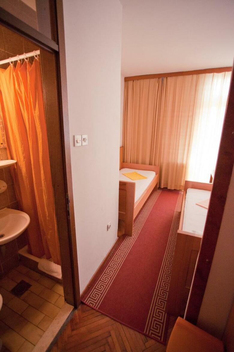 Hostal Zagreb Youth Hostel