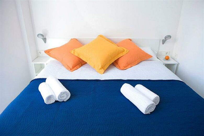 Bed & Breakfast Live & Dream