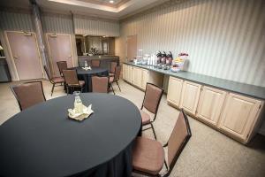 Hotel Comfort Suites