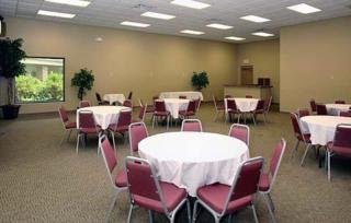 Hotel Comfort Inn River Suites