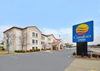 Hotel Comfort Inn & Suites At Stone Mountain