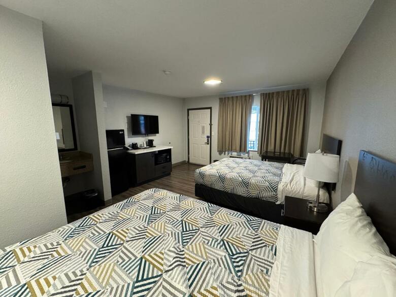 Hotel Studio 6 Suites Vancouver Wa Waterfront