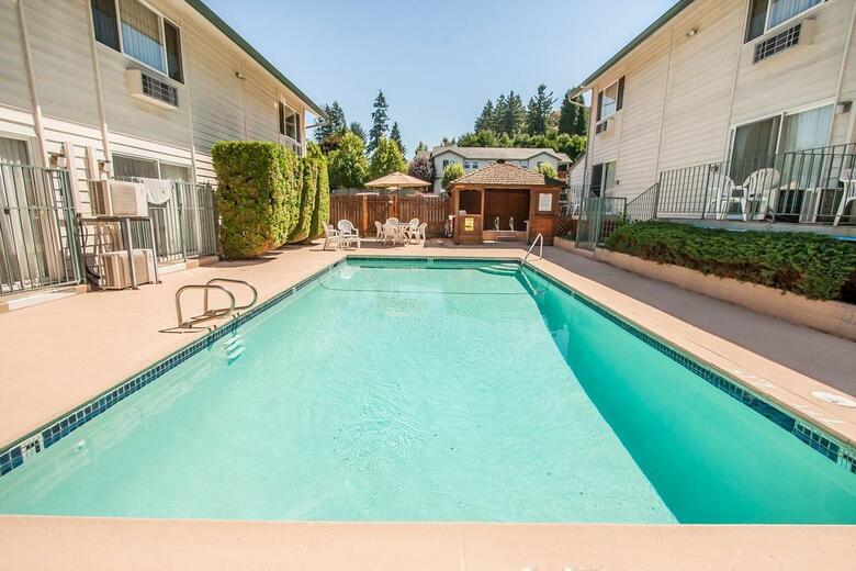 Hotel Quality Inn And Suites