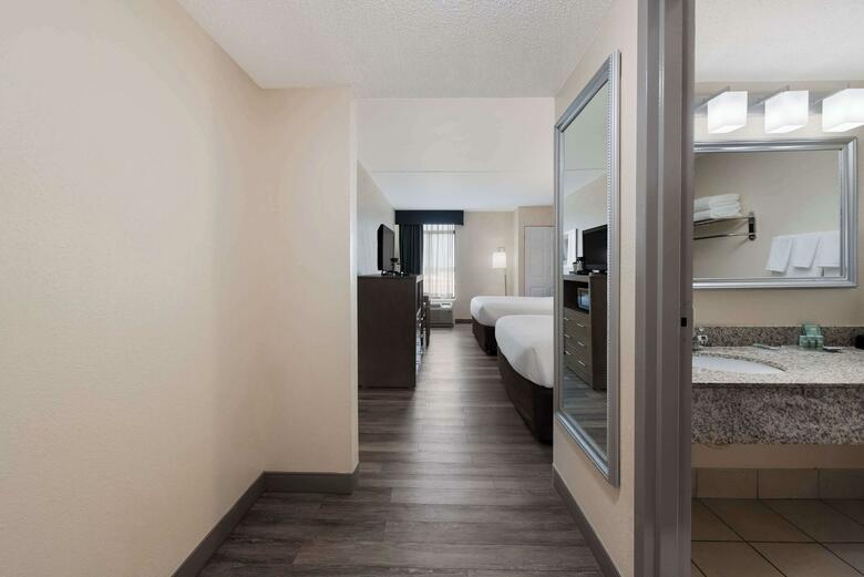 Hotel Comfort Inn Coliseum & Convention Center