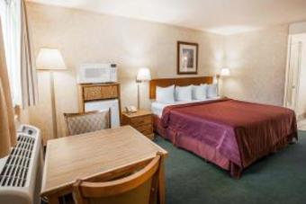 Hotel Quality Inn & Suites