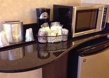 Hotel Comfort Suites
