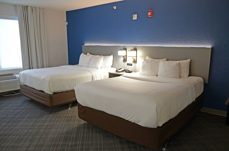 Hotel Comfort Suites
