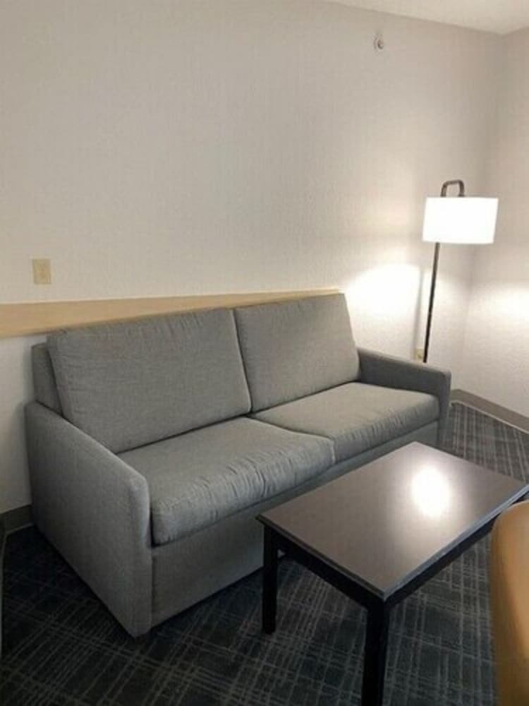 Hotel Comfort Suites
