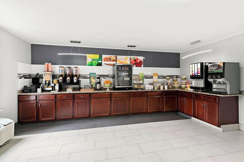 Hotel Comfort Inn