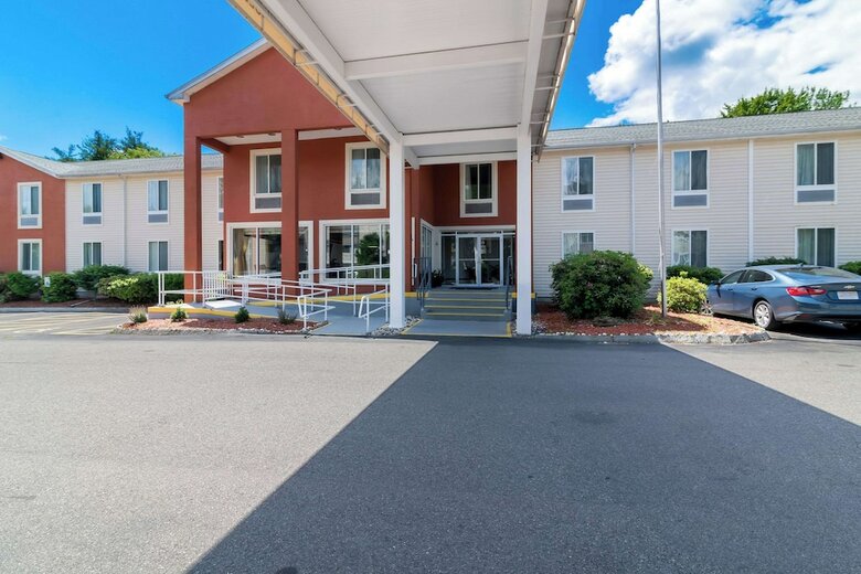 Hotel Comfort Inn