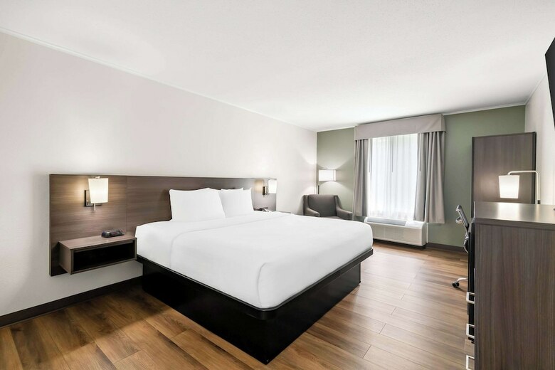Hotel Comfort Inn