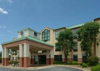 Hotel Comfort Suites