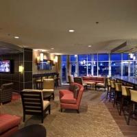 Hotel Cambria Suites