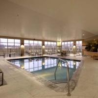 Hotel Cambria Suites
